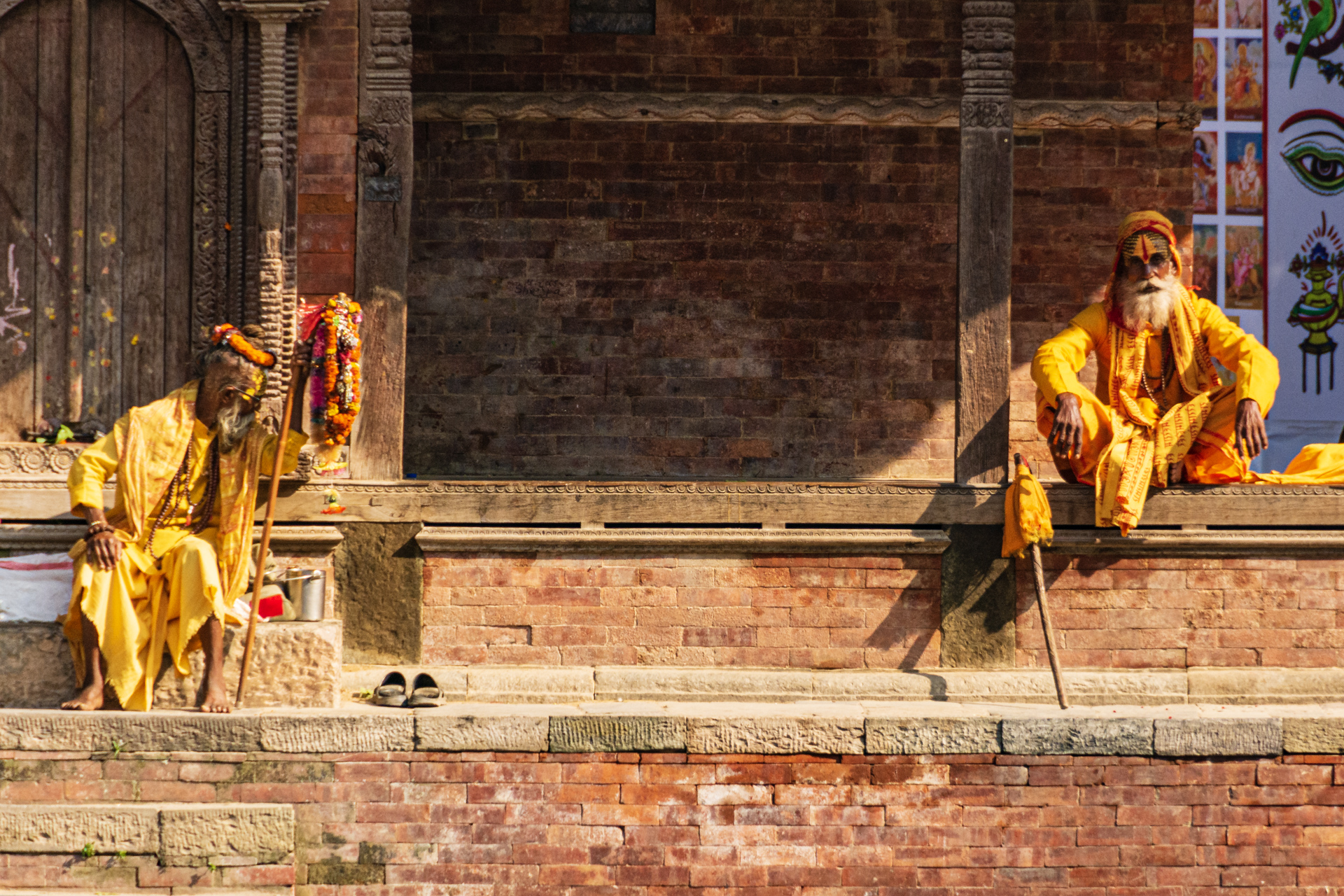 Kathmandu Kageshwar Tempel mit Sadhus